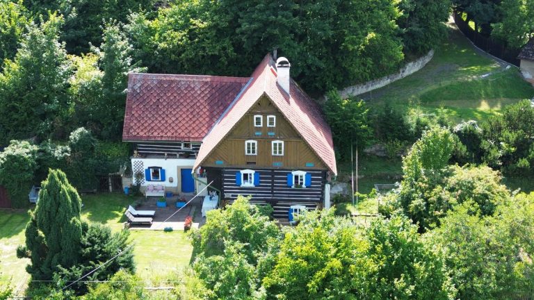 Roubená rekreační chalupa (RD) 4+kk v Kokořínsku, Tuhaň – Domašice, pozemek 1.033 m2