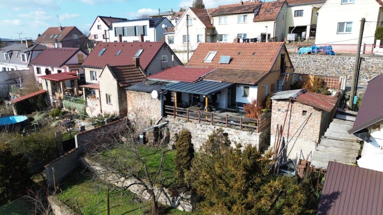 RD 2+1 Větrušice, ul. Chaloupky, pozemek 319 m2