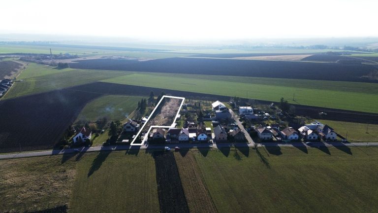 Stavební pozemek na výstavbu 3x RD, Rosice u Chrasti, 3.675 m2